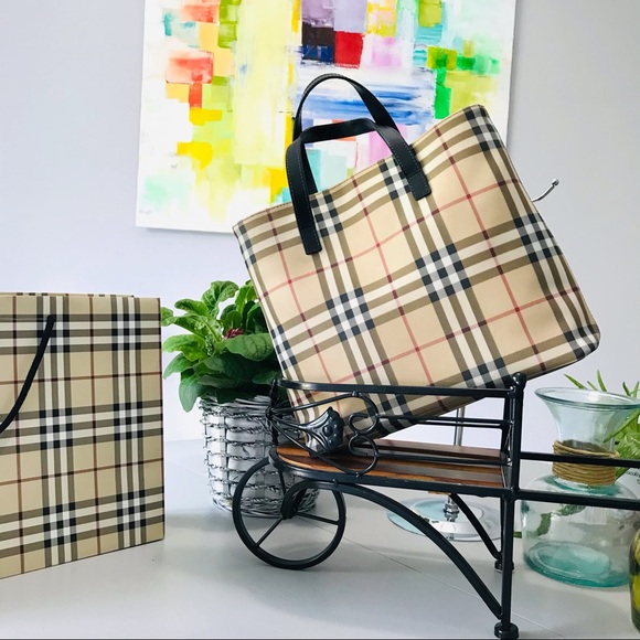Burberry Nova Check Tote - Picture 3 of 15